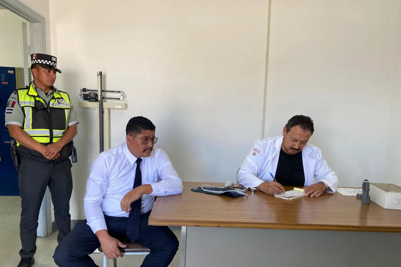 Inicia operativo de verificación a transporte público y de carga
