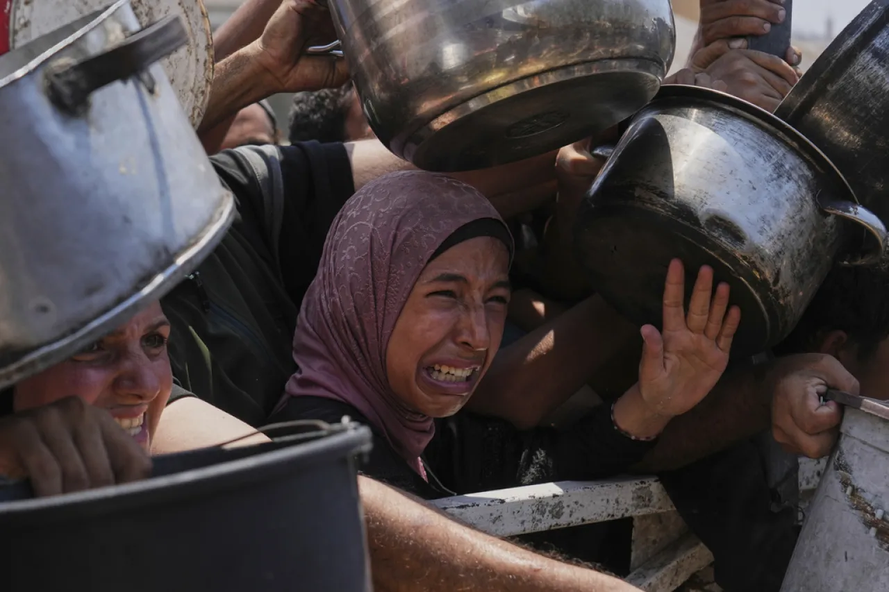 Israel anuncia que lanzamientos aéreos de ayuda comenzarán en Gaza
