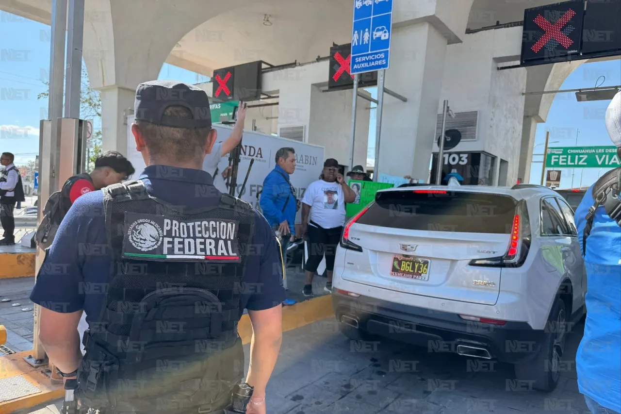 Colectivo permite paso libre en el puente Santa Fe en protesta pacífica