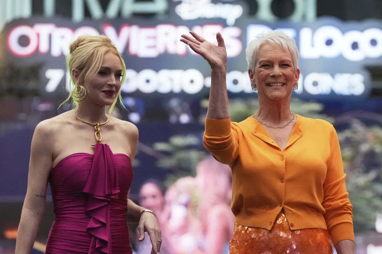 Lindsay Lohan y Jamie Lee Curtis desatan la locura en México