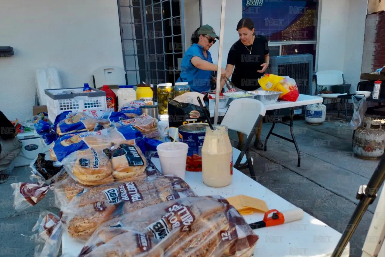 Invitan a venta de hamburguesas para costear quimioterapias de Enrique