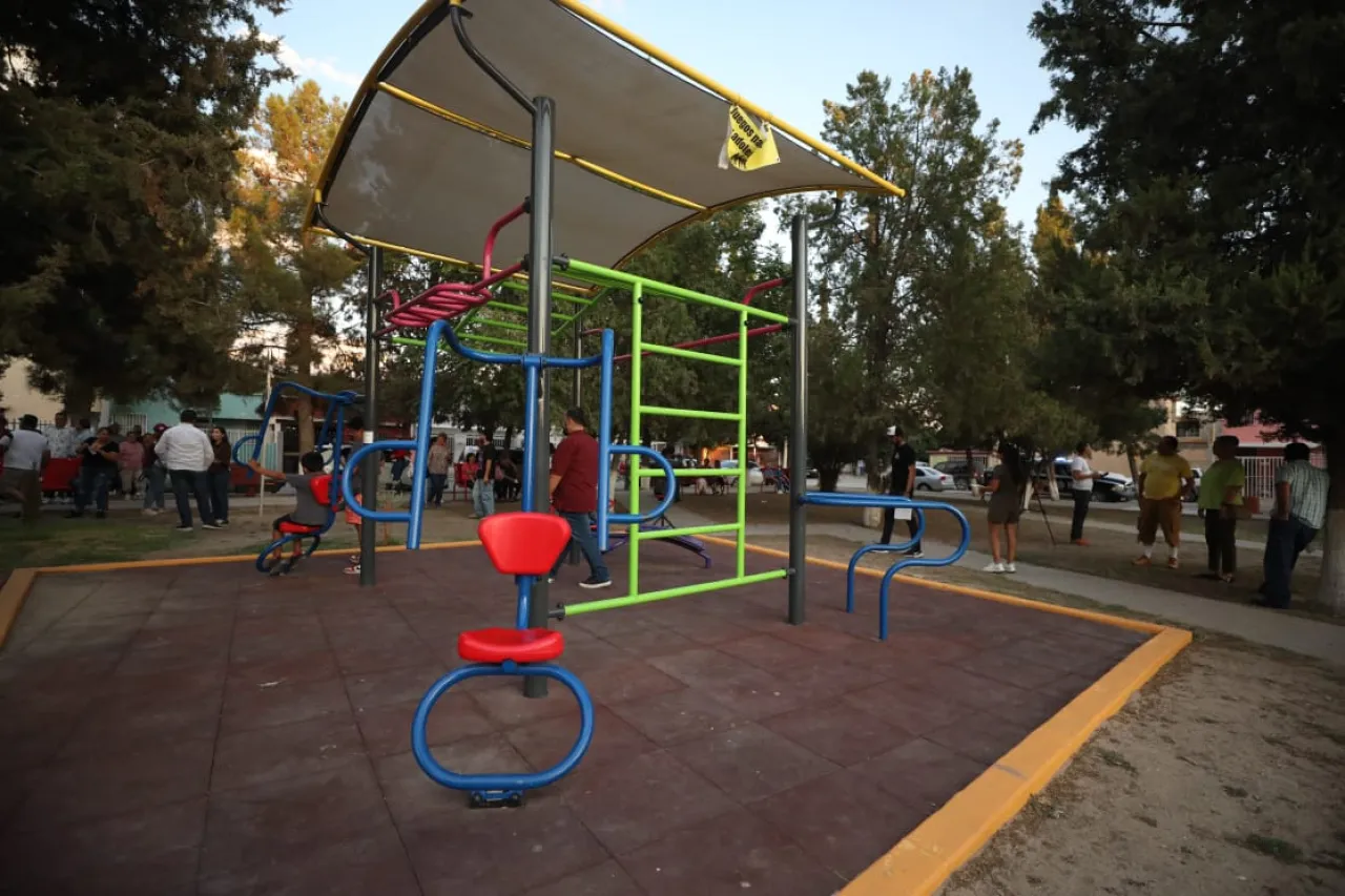 Obras públicas y comunidad transforman parque Infonavit 4