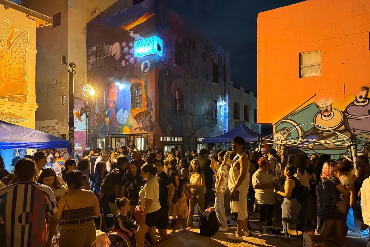 Caravana Cultural llena de ritmo, arte y comunidad la Plaza Cervantina