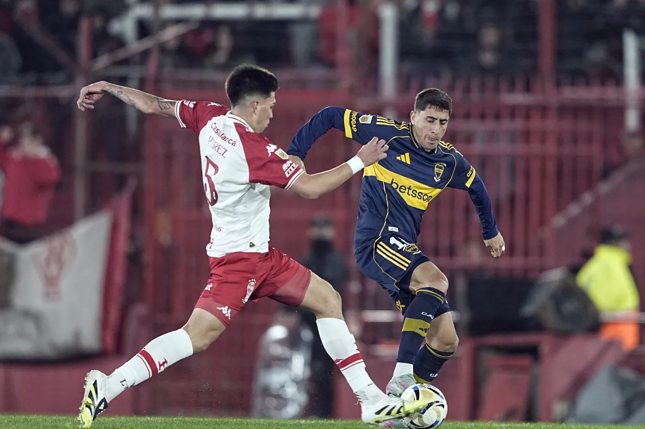 Huracán derrota a Boca Juniors y prolonga el mal momento xeneize