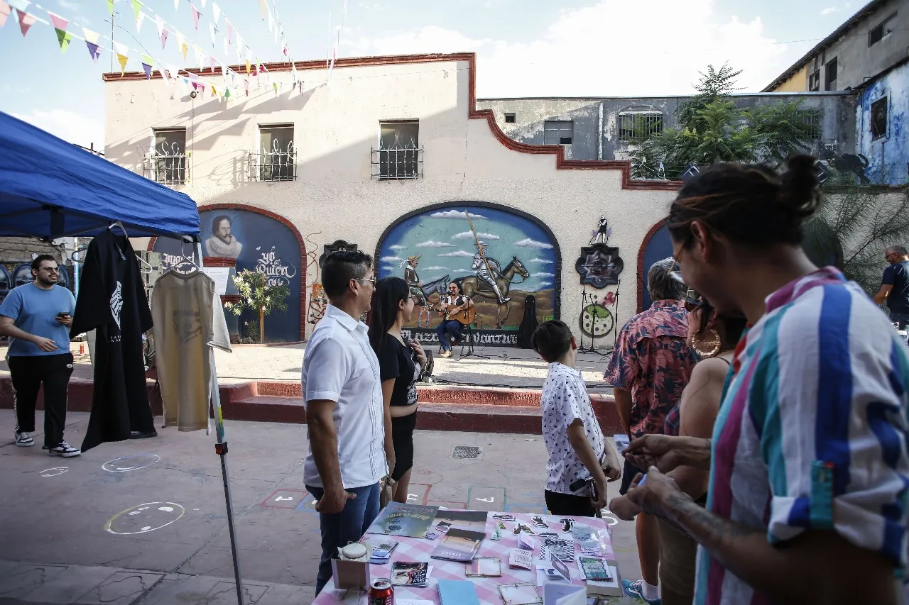 Caravana Cultural llena de ritmo, arte y comunidad la Plaza Cervantina