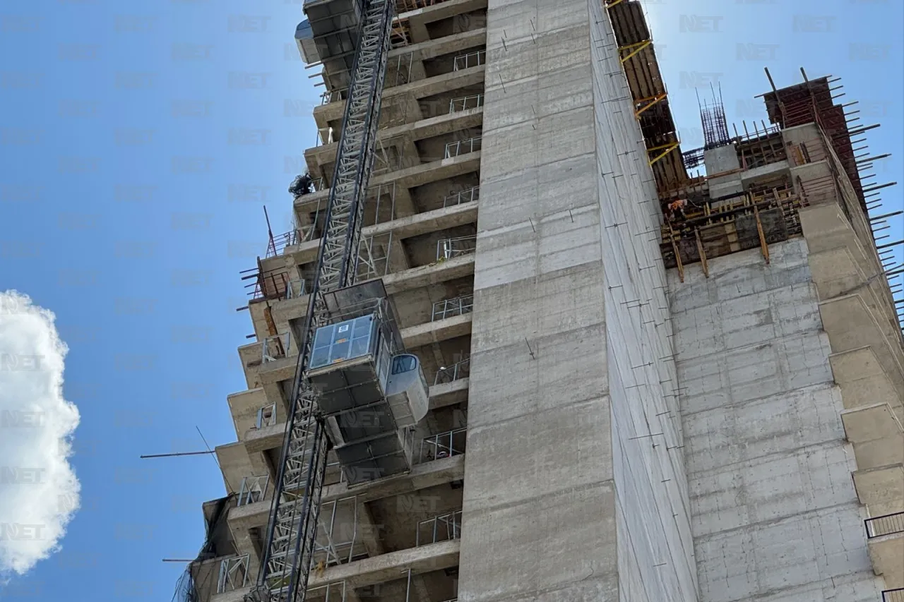 Muere hombre en obra del piso 21 de la Torre Quorum