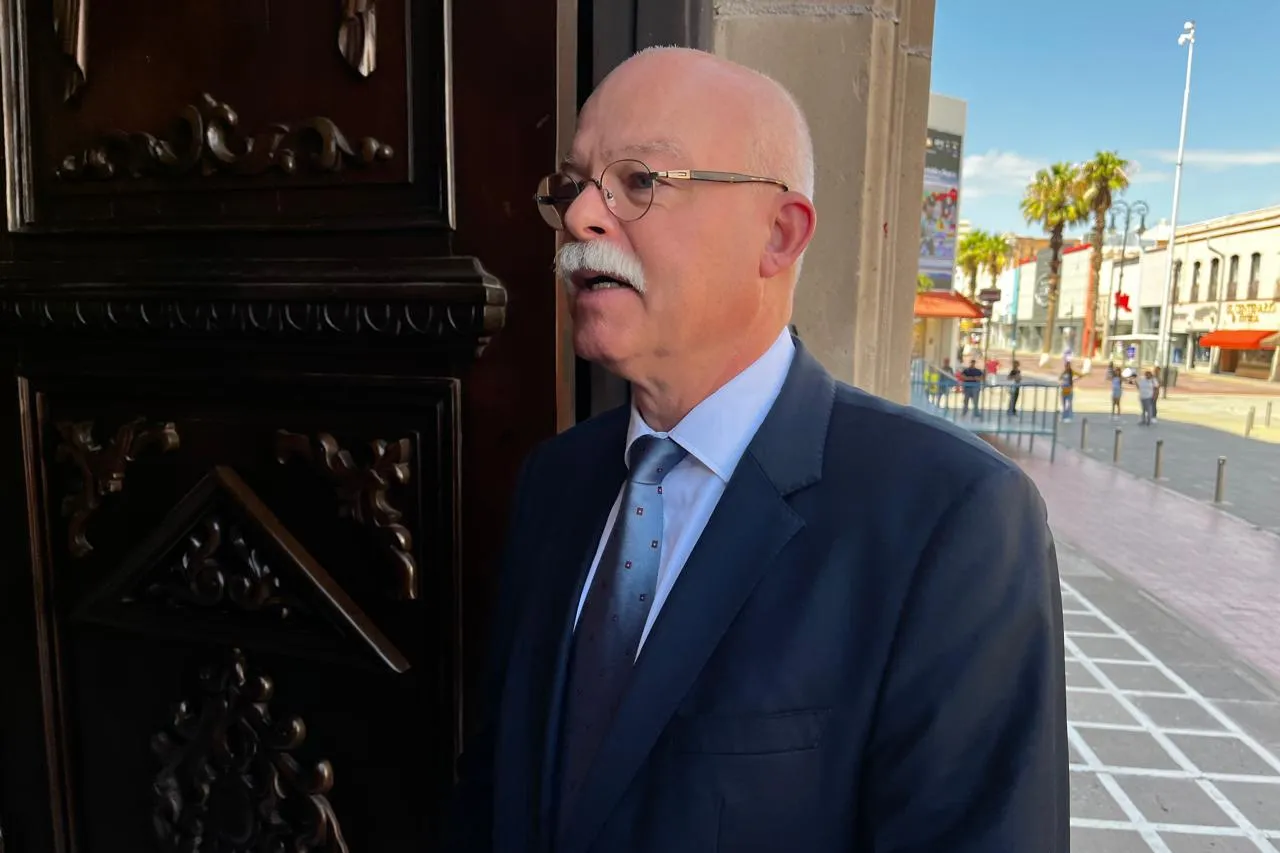 Llega embajador alemán a Chihuahua para reunirse con Maru