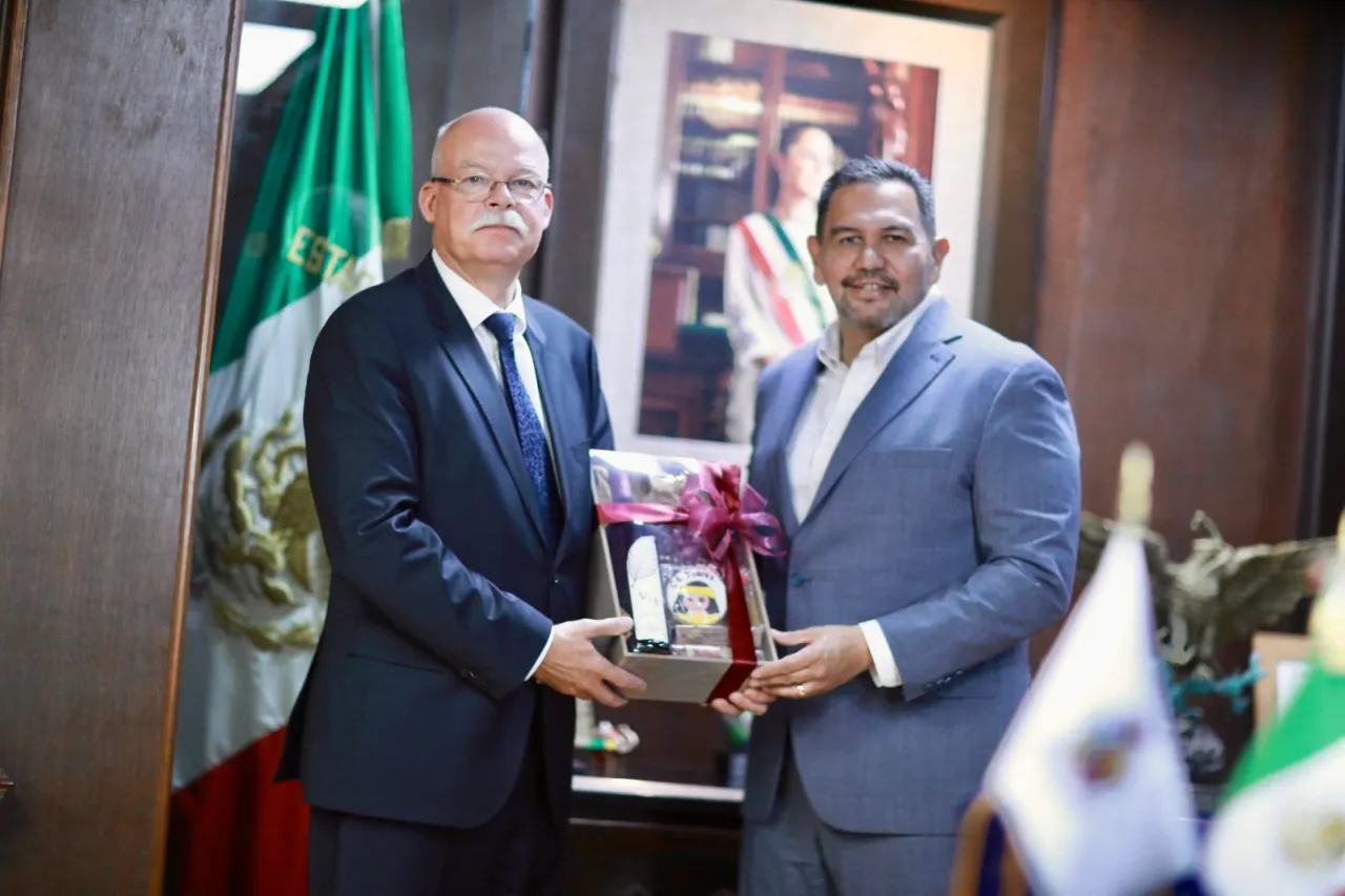 Visita embajador de Alemania al presidente Cruz Pérez Cuéllar