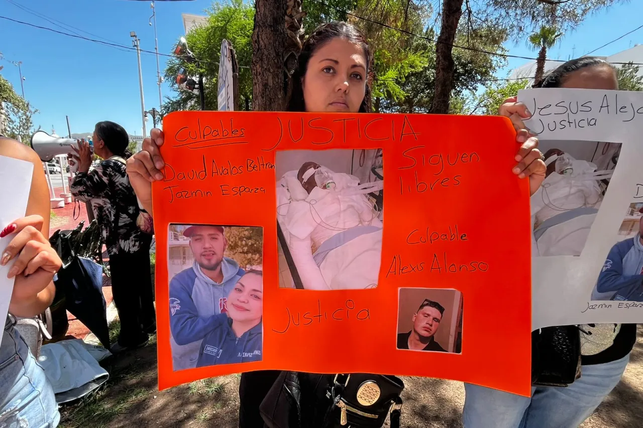 Piden justicia para Jesús Alejandro, joven quemado por ataque de celos