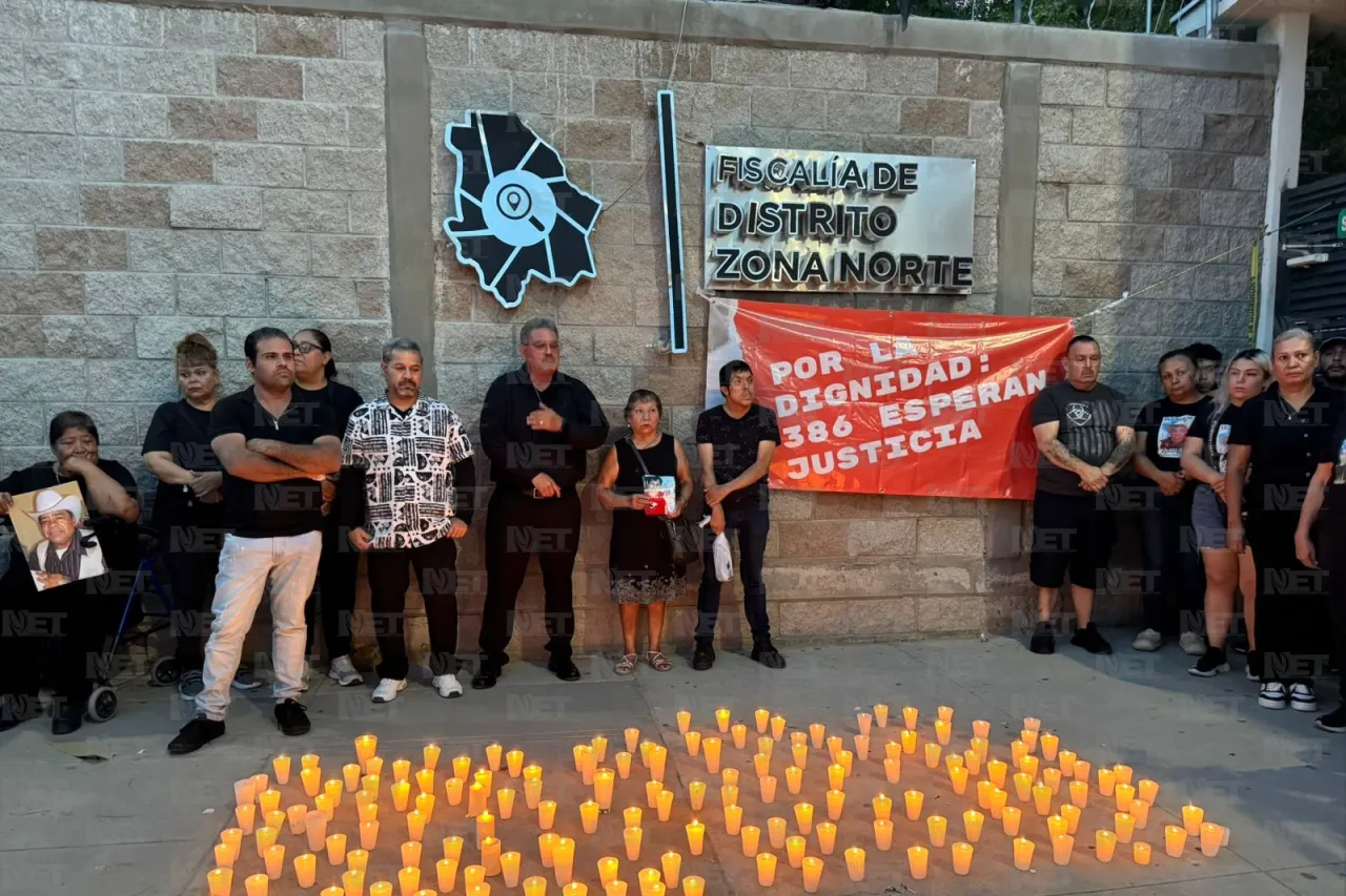 Colectivo honra con veladoras a víctimas del Crematorio Plenitud