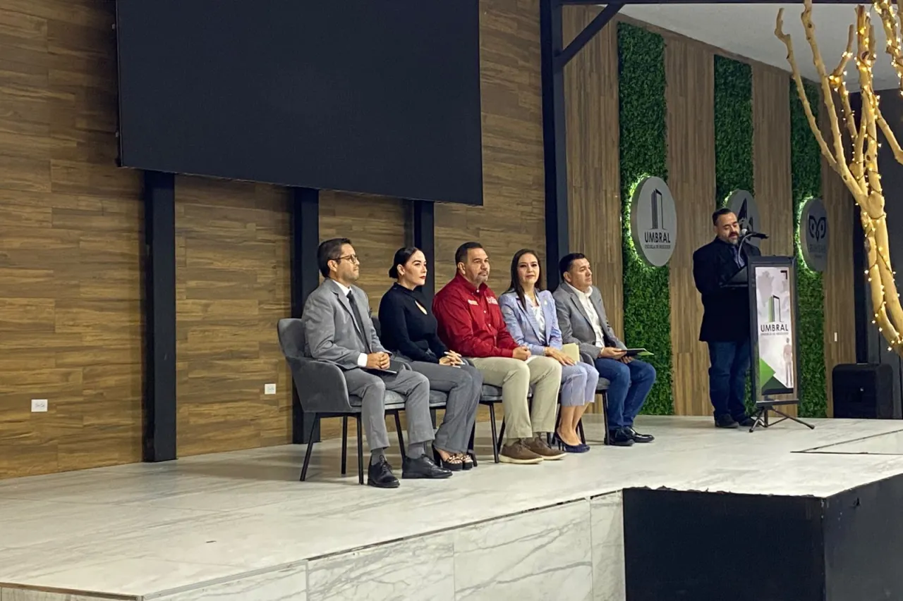 Capacitan a más de 200 emprendedores en desarrollo de negocios