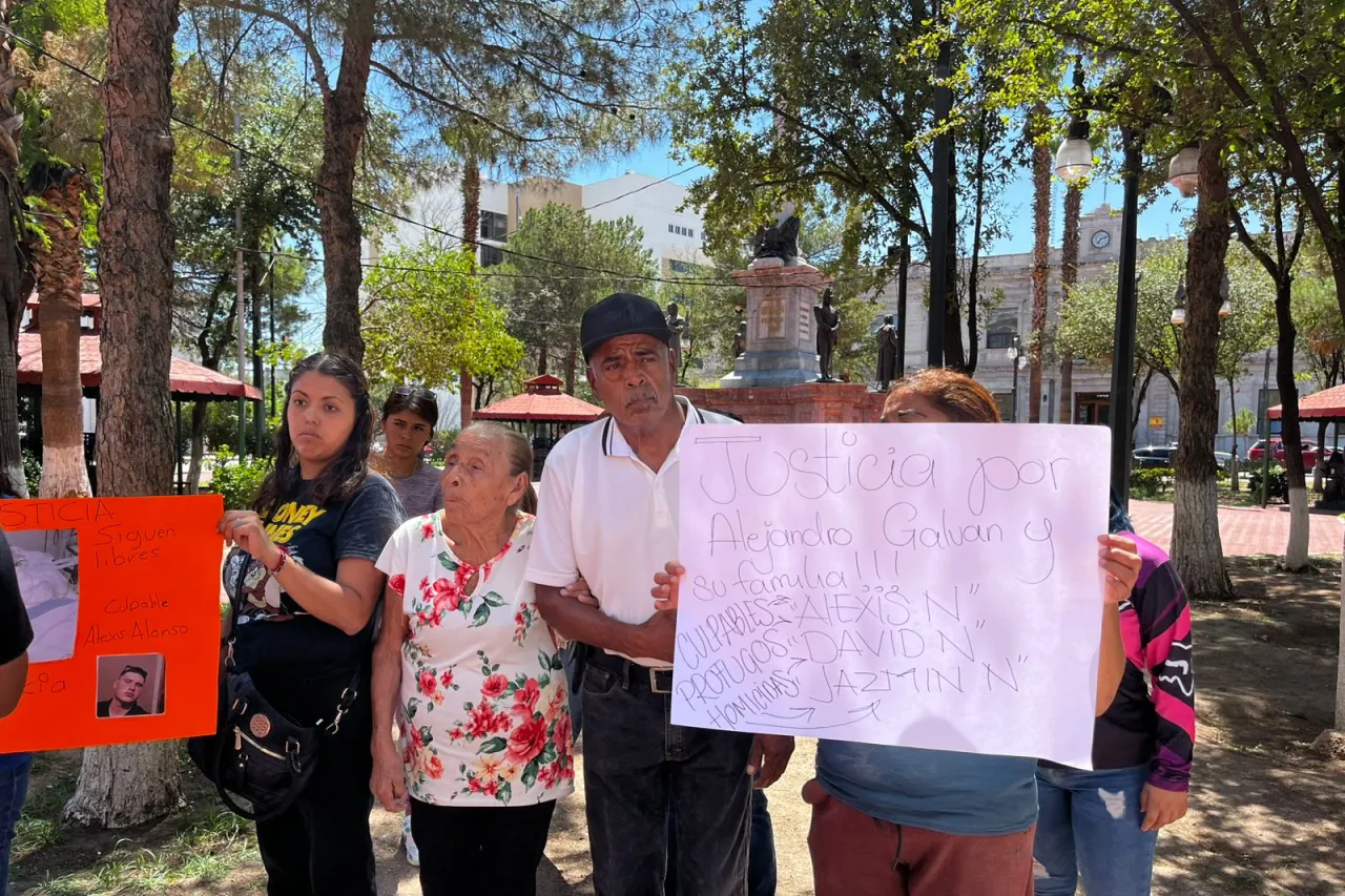 Piden justicia para Jesús Alejandro, joven quemado por ataque de celos