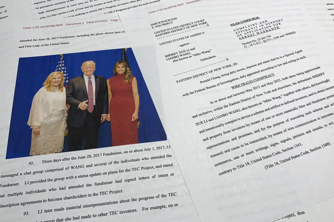 La declaran culpable por estafar a empresarios usar dinero a campaña de Trump