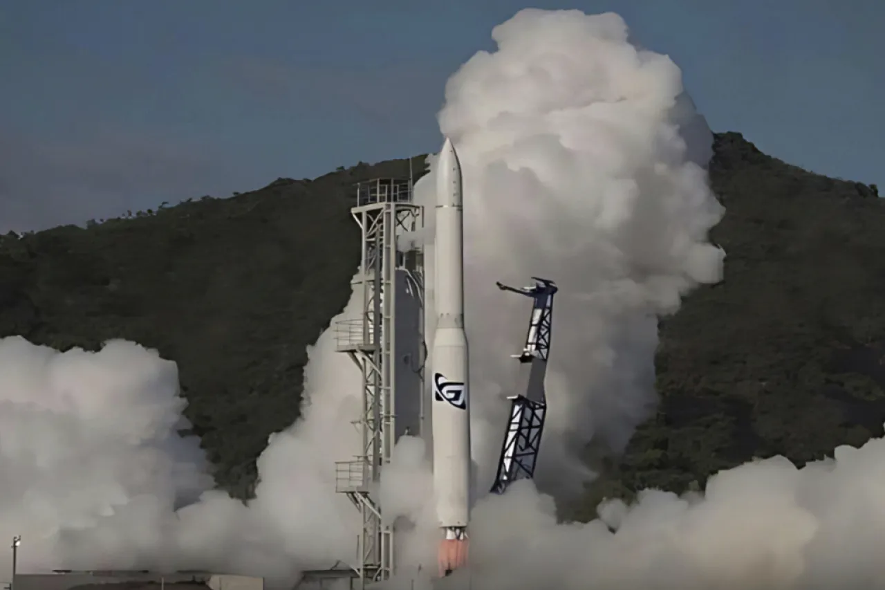 Fracasa primer intento de Australia por lanzar un cohete orbital