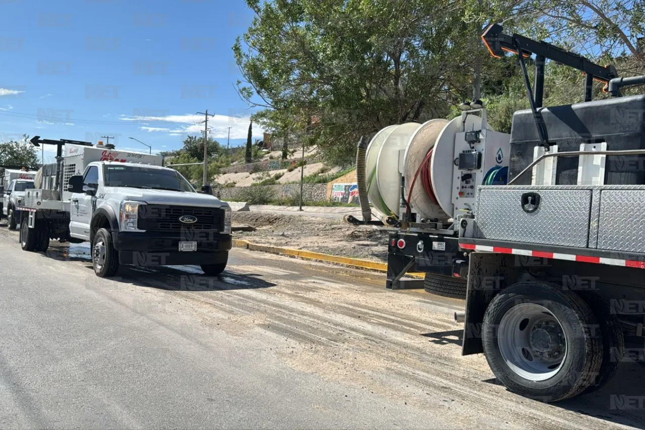 Limpia JMAS alcantarillas en 8 colonias tras lluvias intensas