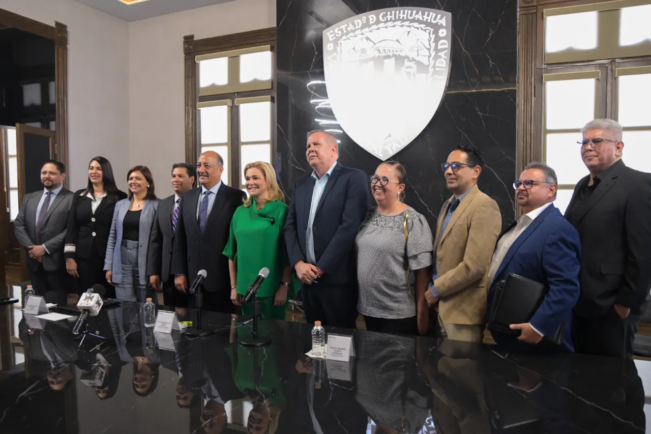 Firma Maru acuerdo para garantizar pago de prestaciones pendientes