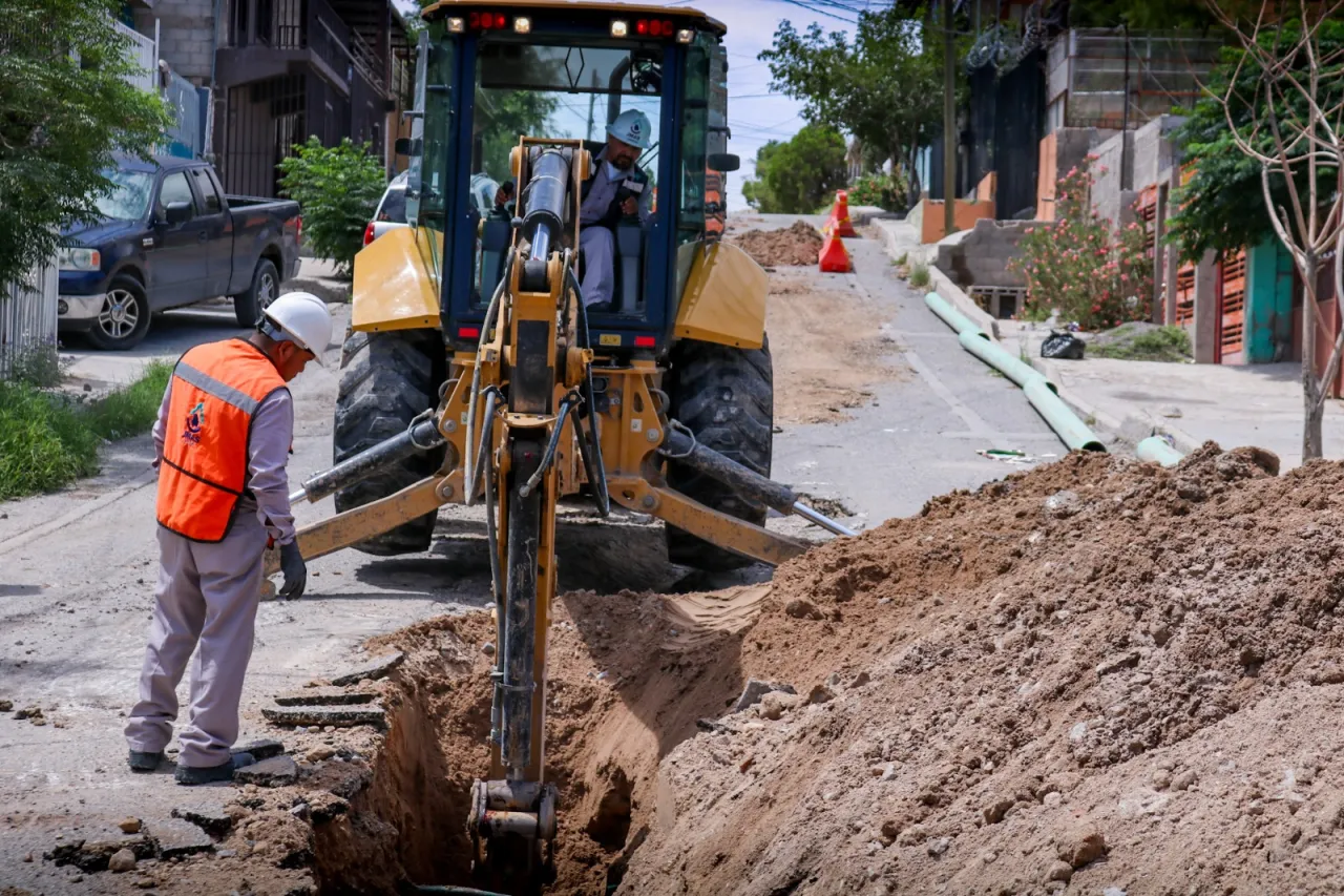 Reliza JMAS reparación de 3 hundimientos en la Hermenegildo Galeana