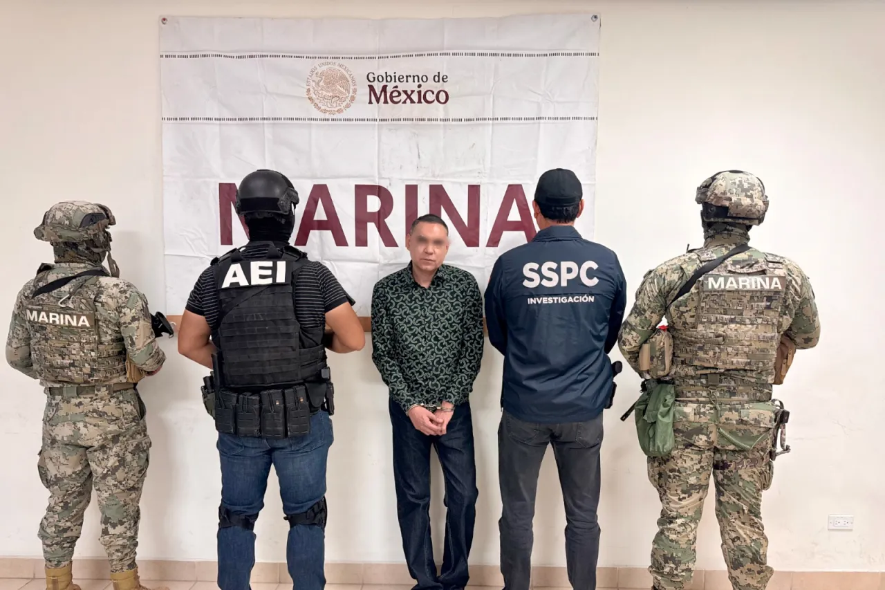 Capturan aquí a fugitivo buscado en EU por narcotráfico y fuga de prisión