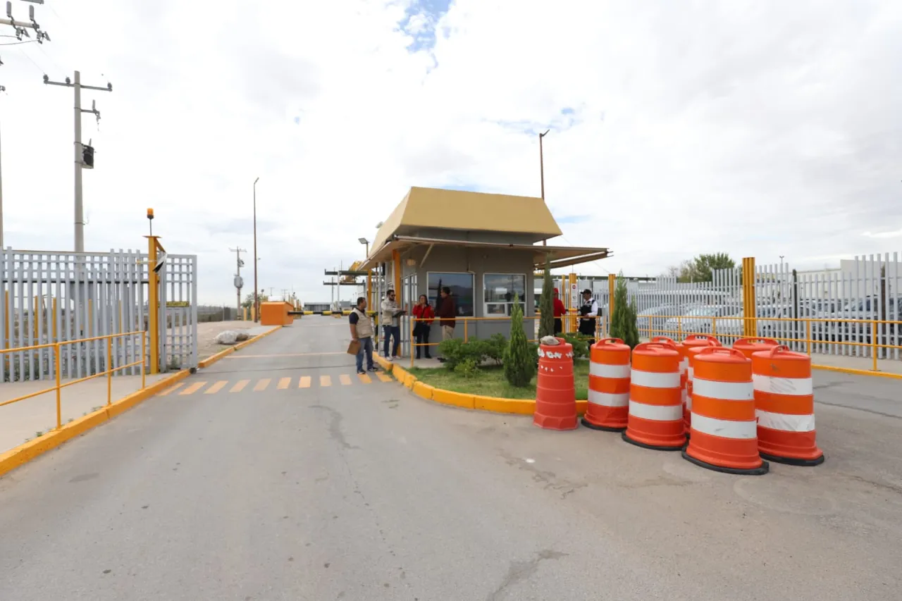 Refuerzan acciones de orden y limpieza en la entrada a Juárez