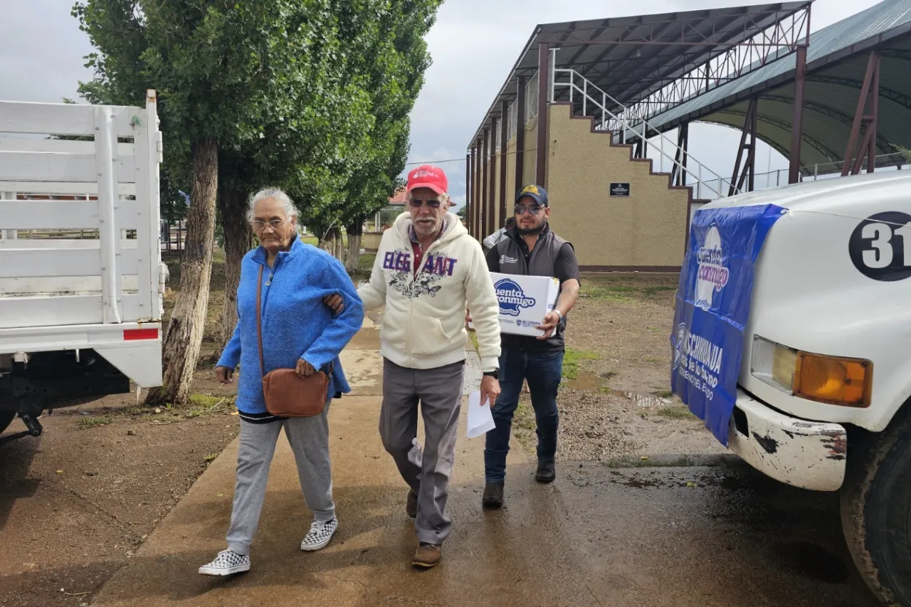 Continúa entrega de despensas para adultos mayores y personas con discapacidad