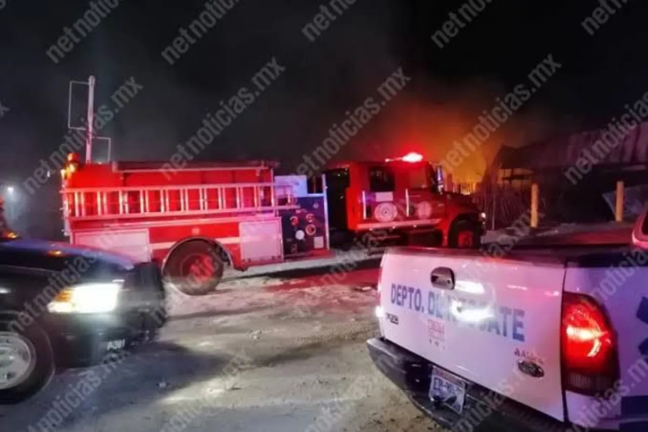 Se registran 2 incendios durante la noche en San Isidro y la Francisco Villa