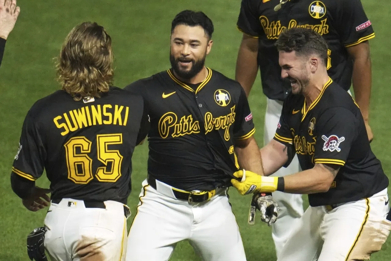 Piratas vencen a Gigantes