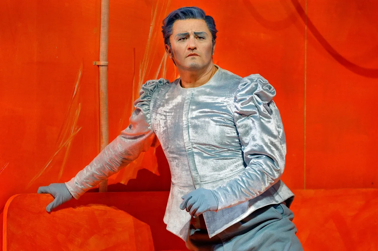 Beczała canta dos producciones de 'Lohengrin' en 41 horas