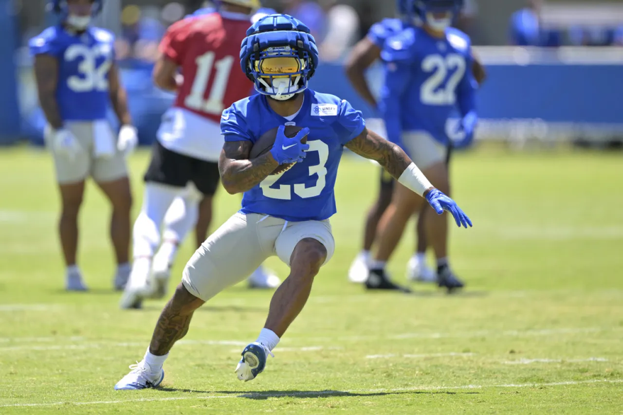 Kyren Williams acuerda extensión de contrato con los Rams: AP