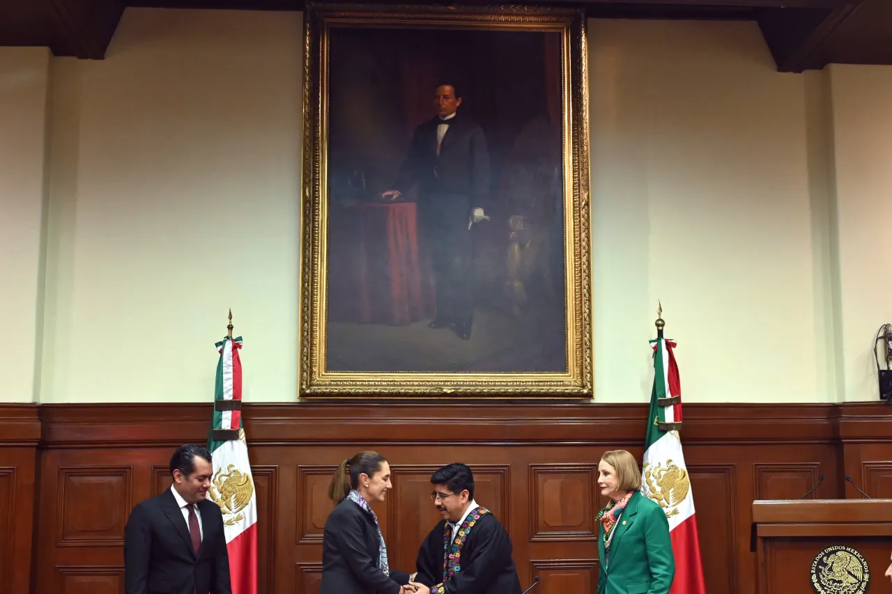 Cortesía