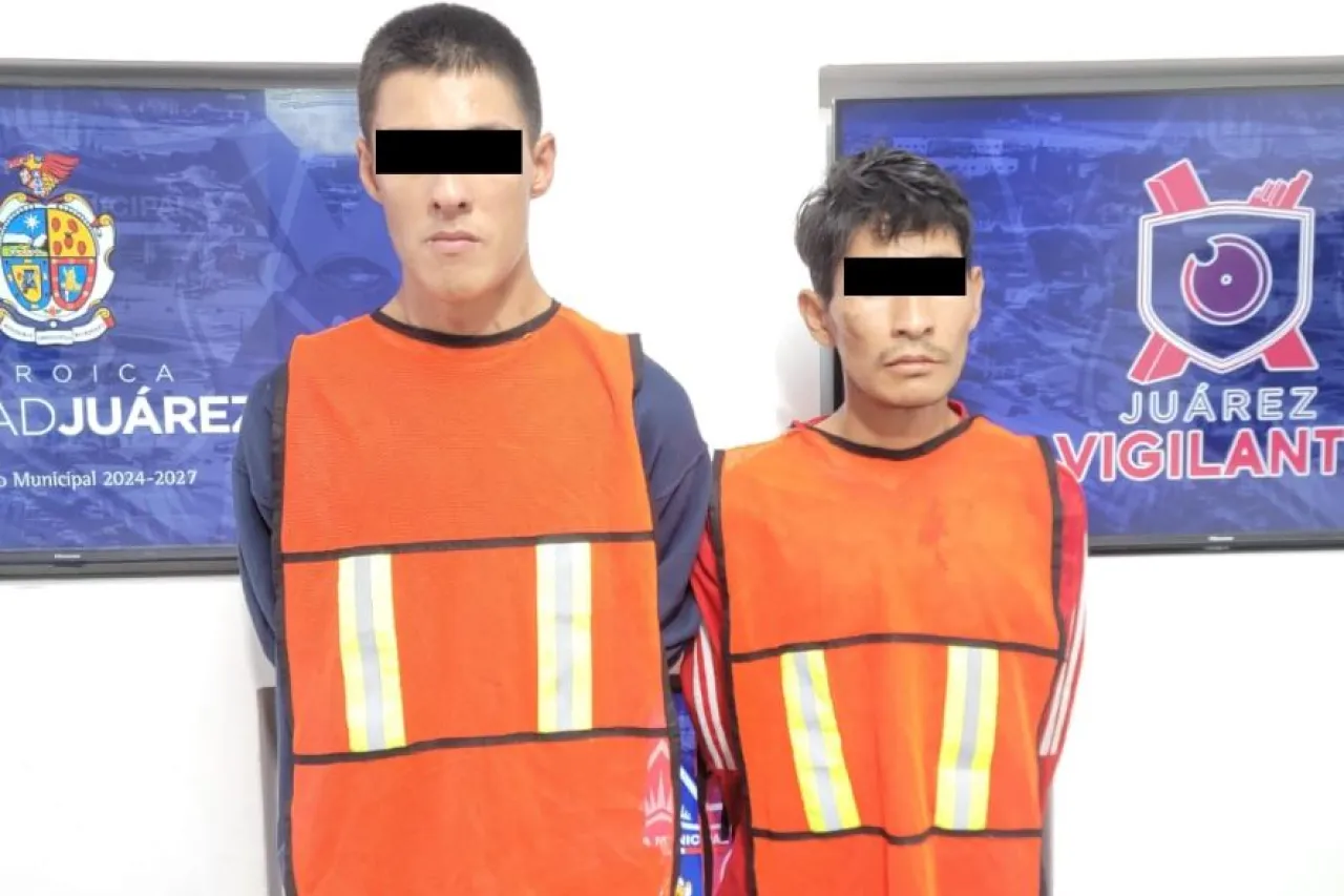 Recuperan Civic robado con violencia en Campestre Virreyes; arrestan a 2