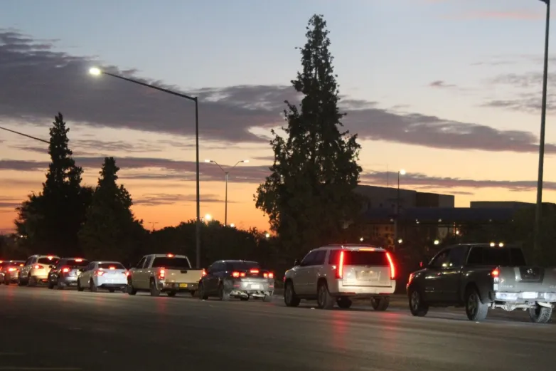 Largas líneas para cruzar a El Paso este jueves
