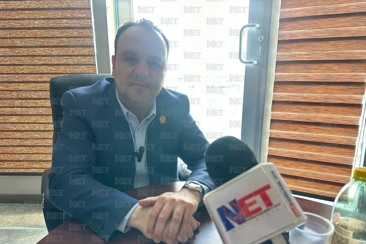 Adrián Macías
