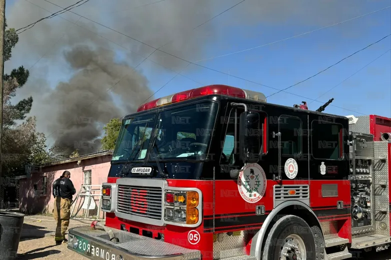 Se quema vivienda en la colonia El Granjero