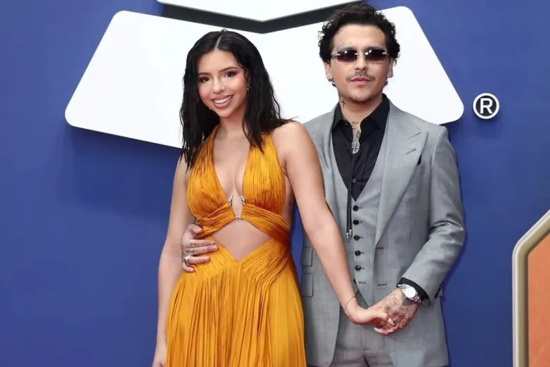 Ángela Aguilar responde entre burlas a las críticas en redes sociales