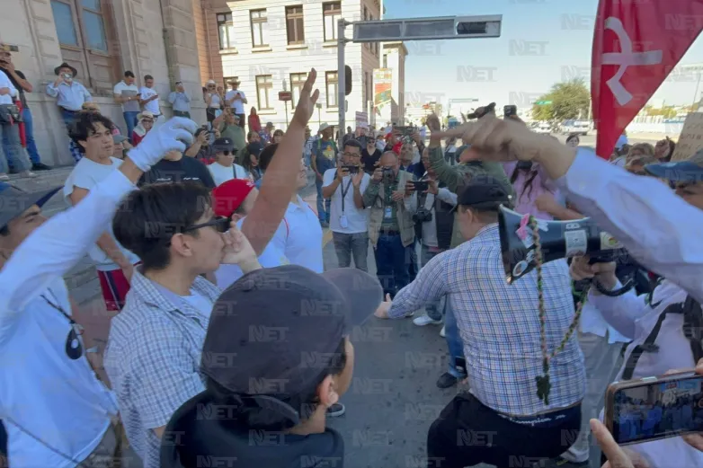 Marchas concurrentes provocan tensión y acusan intento de sabotaje
