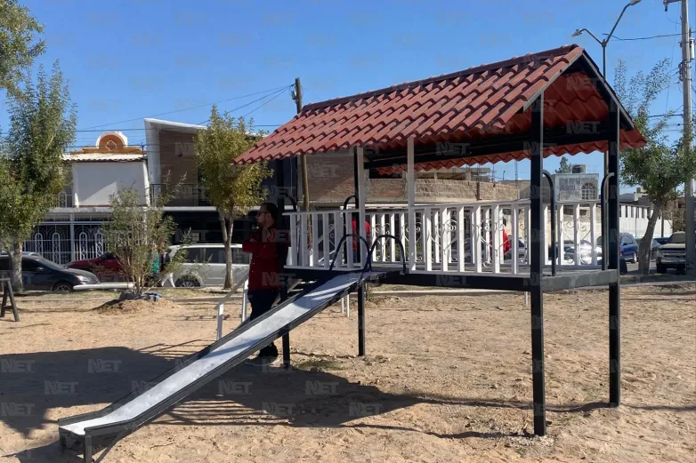 Vecinos reciben parque rehabilitado en Valle de Santiago