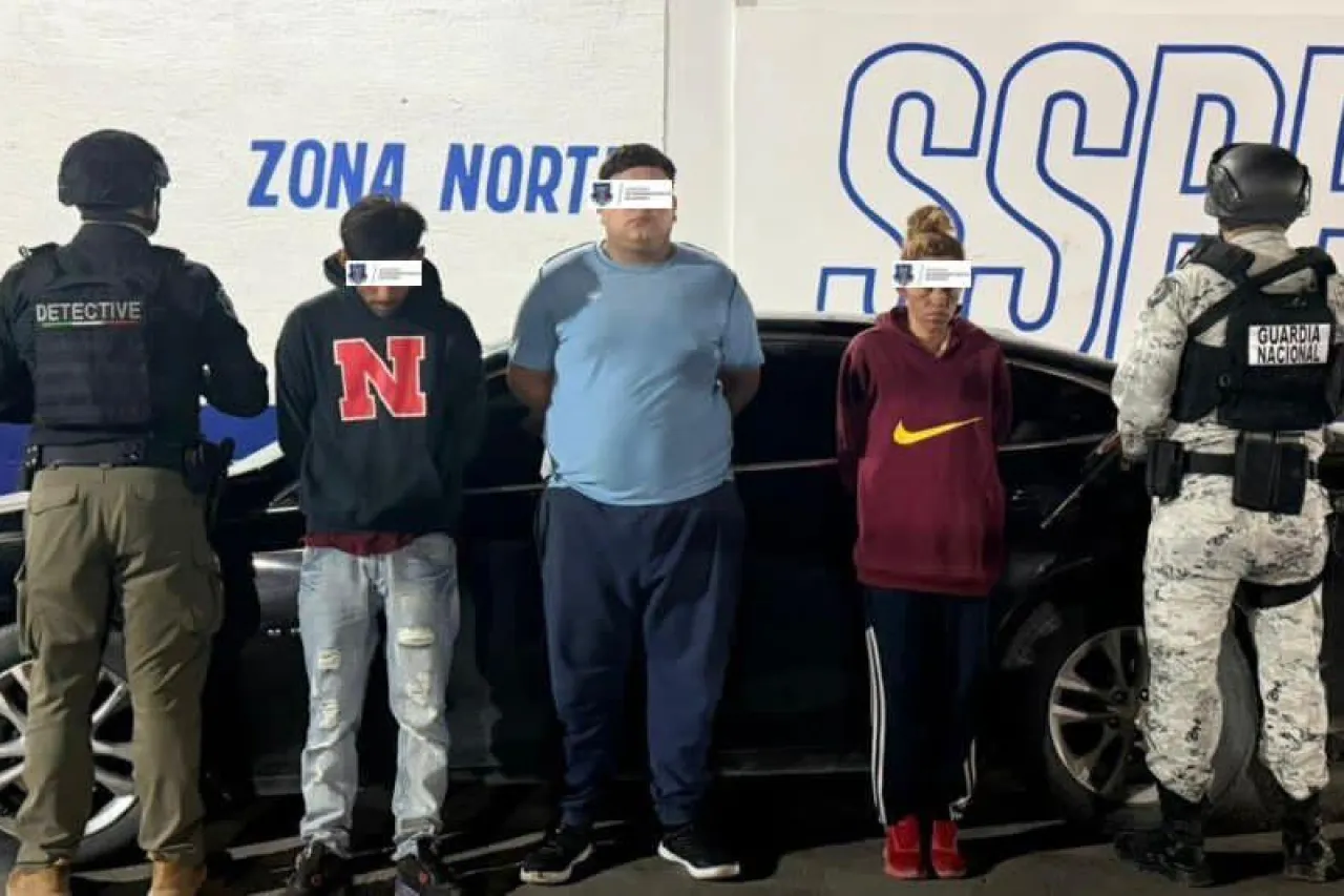 Caen traficantes que tenían secuestrados a 17 migrantes