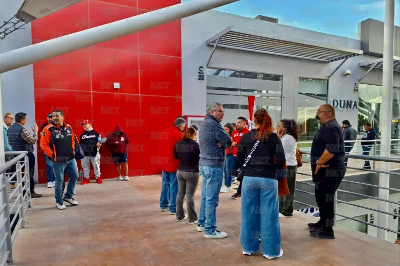 Agencia deja varado a equipo de niños que representará a Juárez en CDMX