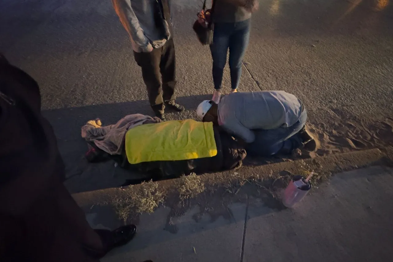 Atropellan a mujer en el bulevar Zaragoza; la trasladan al IMSS 35