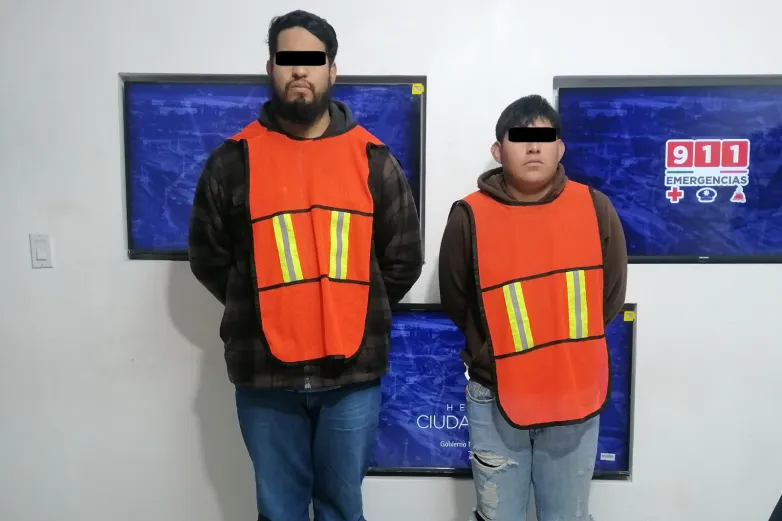 Detienen a dos con arma y droga 