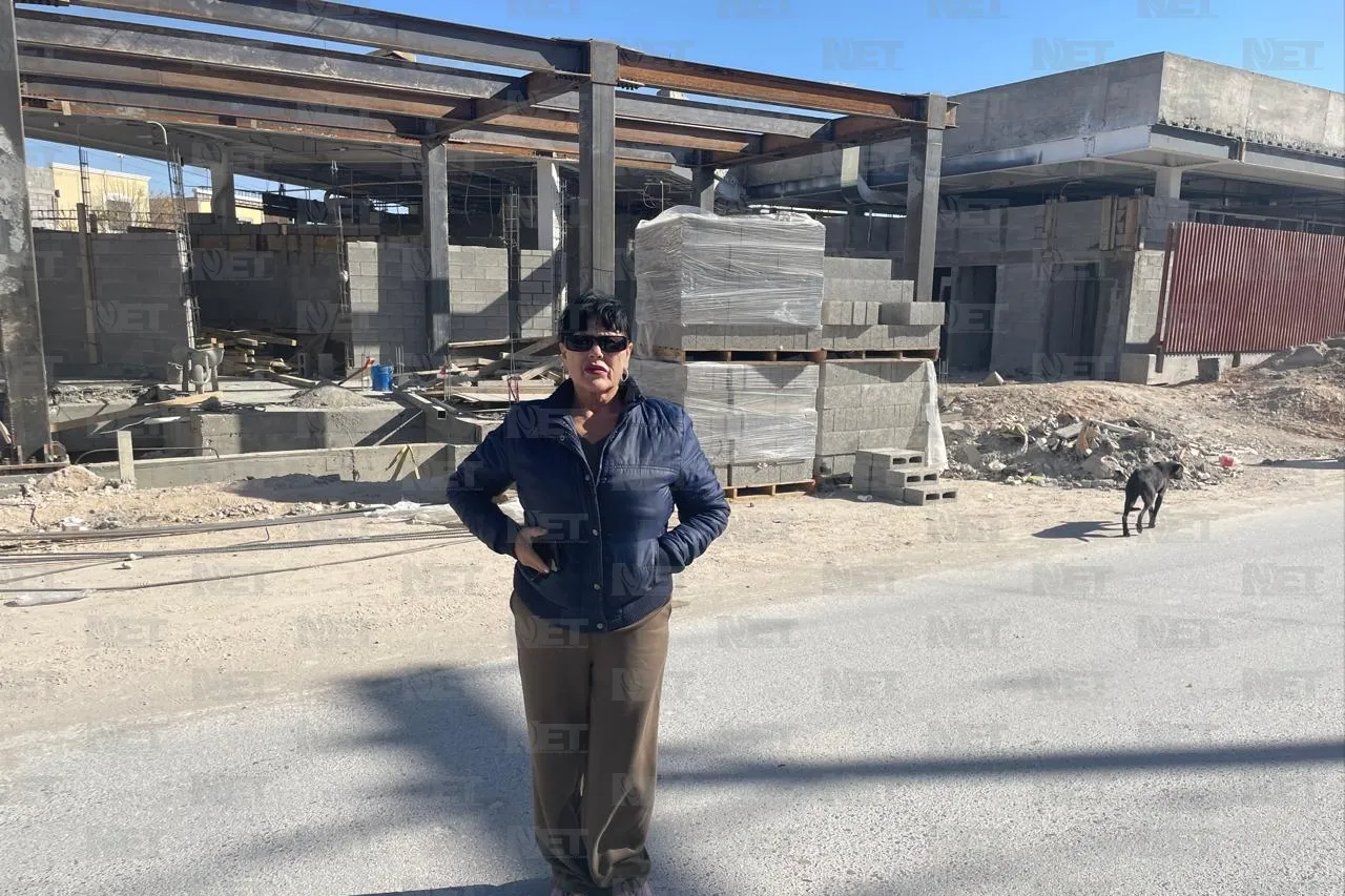 Vecinos de San Isidro esperan a la presidenta Claudia Sheinbaum