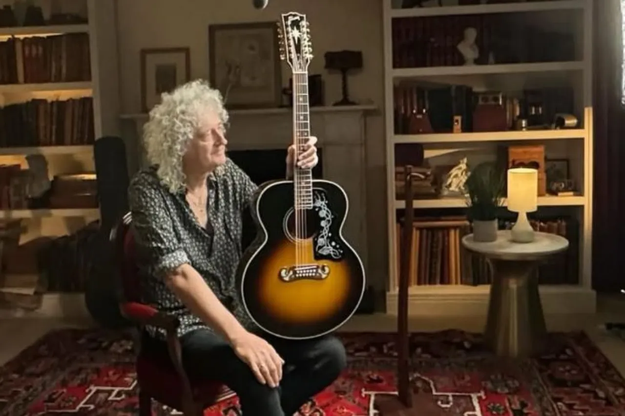 Brian May critica versión de 'The Show Must Go On' en Moulin Rouge