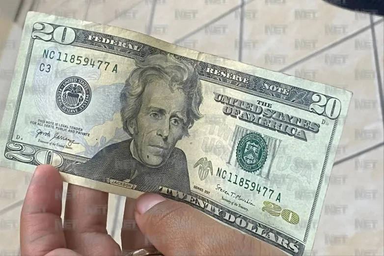 Baja el costo del dólar