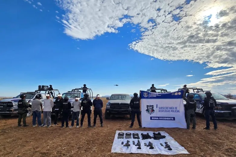 Cae menor de 15 años fuertemente armado en Gran Morelos