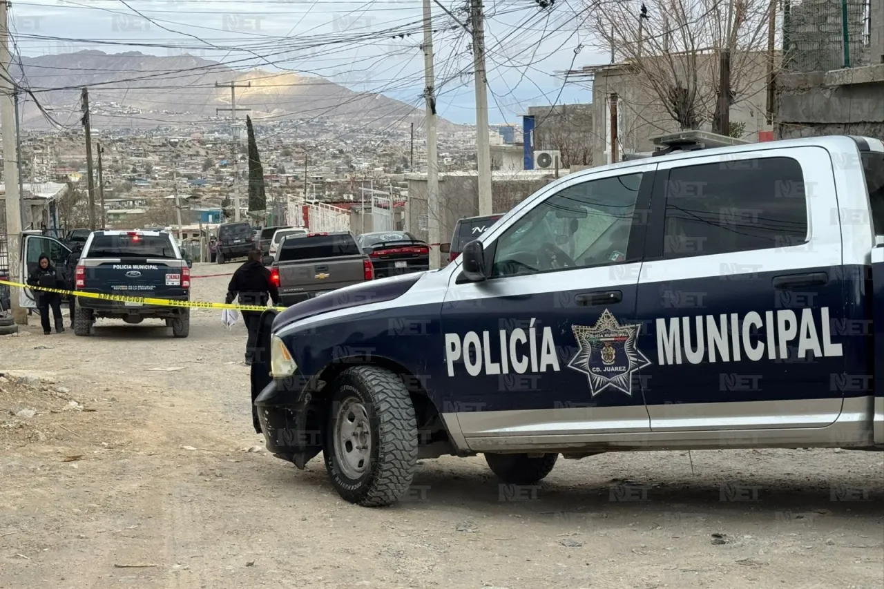 Ultiman a dos hombres y una mujer en tienda de abarrotes