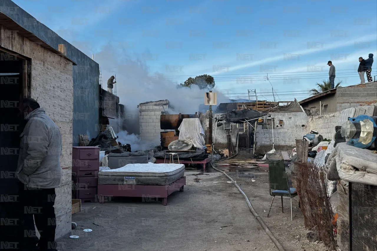 Dos casas se incendian dentro de terreno en la colonia Revolución Mexicana