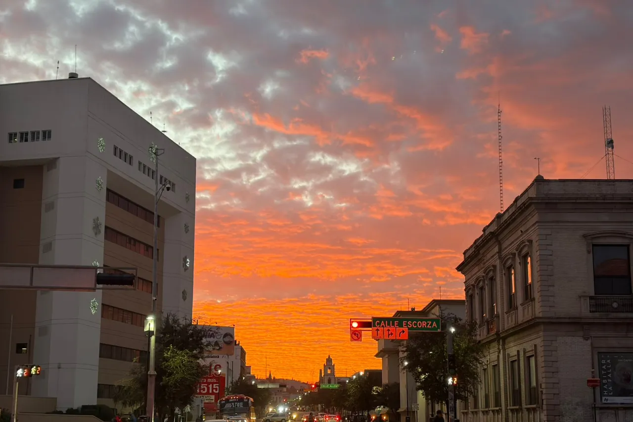 Regala espectáculo natural el cielo de Chihuahua