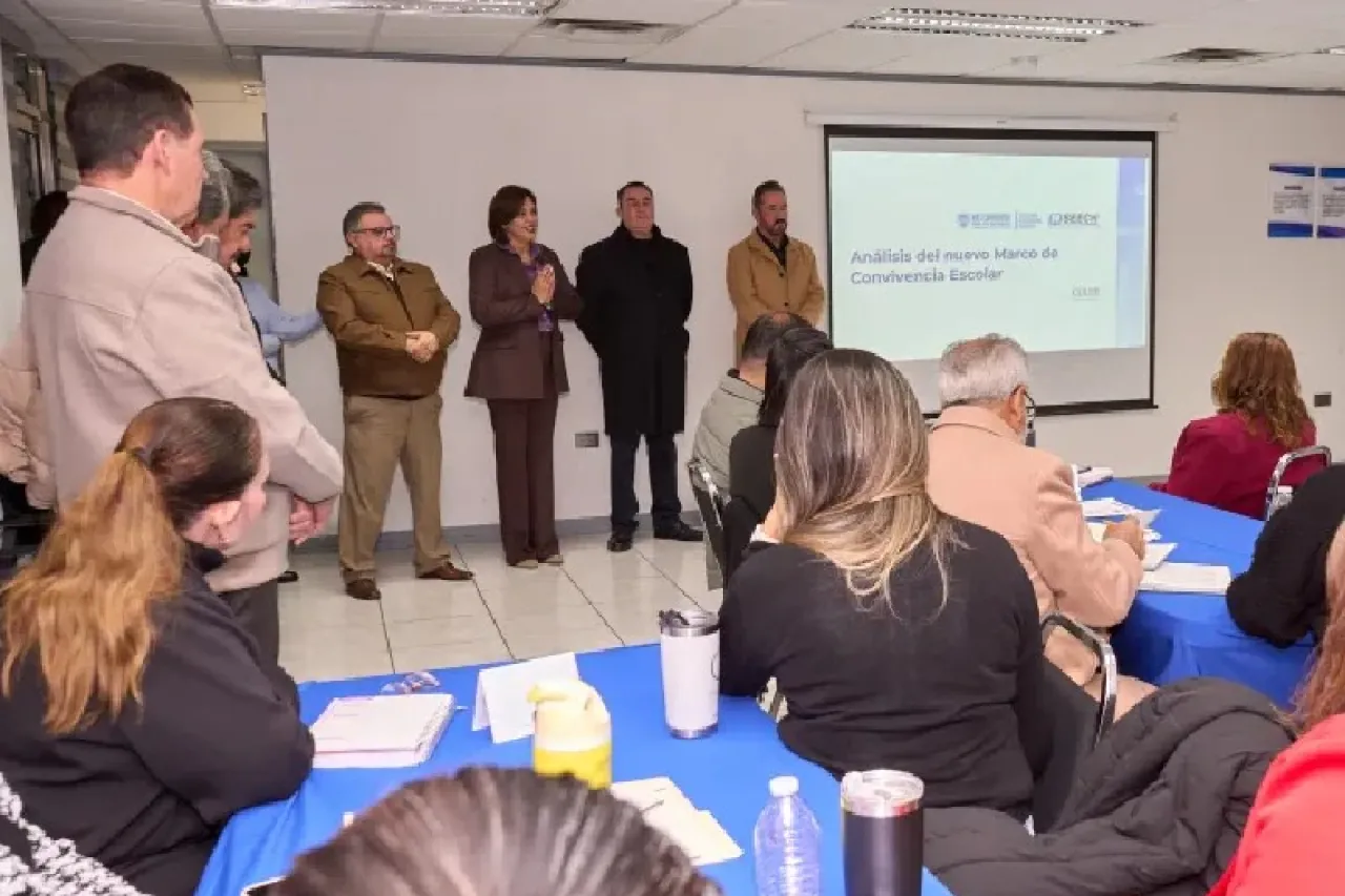 Continúan mesas de trabajo para actualizar Marco Local de Convivencia Escolar