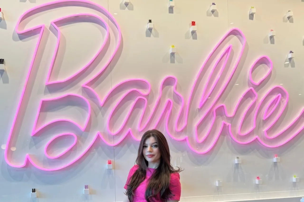 Se unen Mattel y Alex Aster para crear la novela juvenil de Barbie