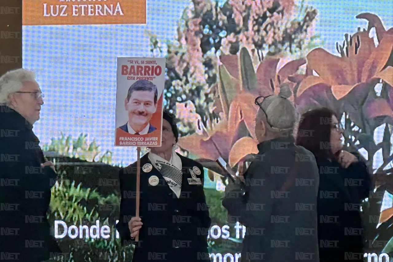 Dan último adiós a Francisco Barrio Terrazas en Ciudad Juárez